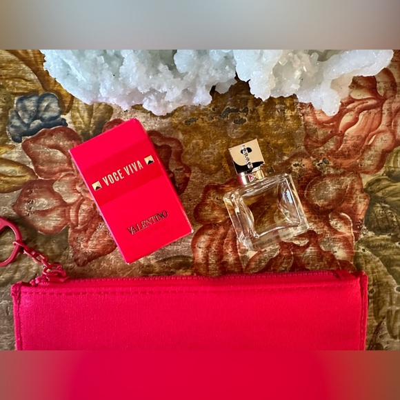 🦋VALENTINO Bundle - Picture 2 of 7